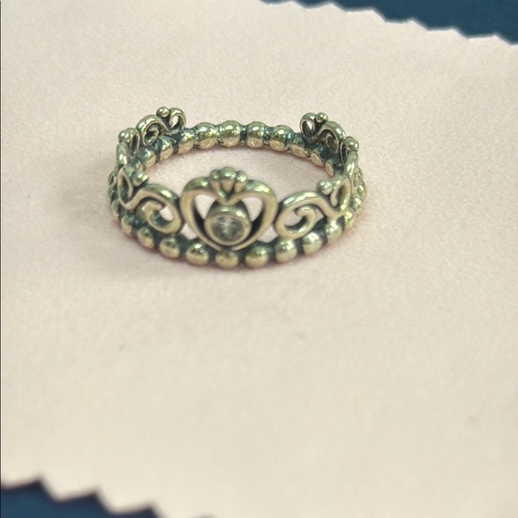 Pandora Princess Ring - Picture 1 of 3